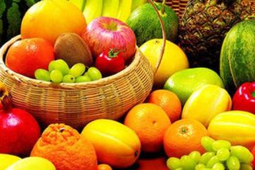 水果或绿叶蔬菜 是补充身体所需营养素的纯天然食物
